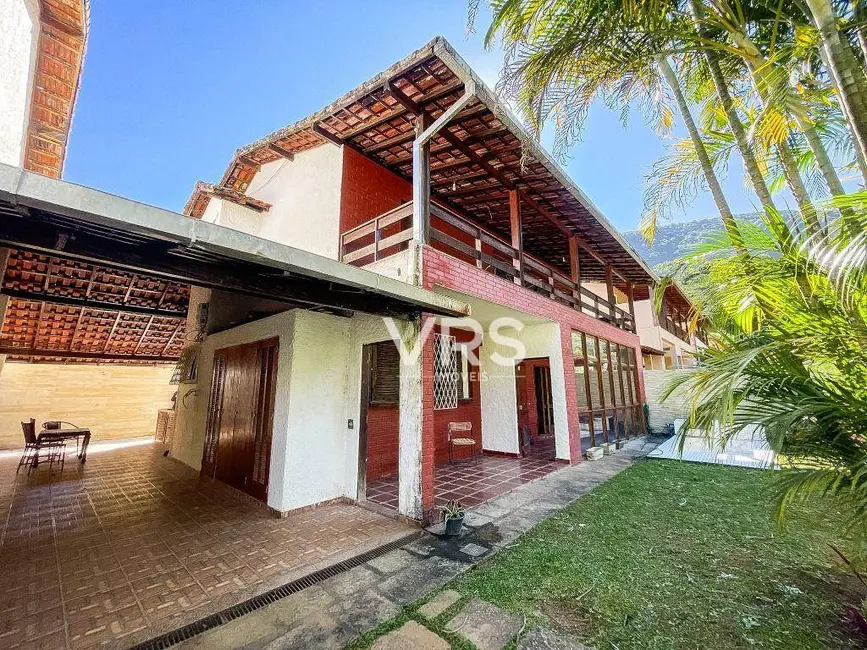 Foto 6 de Casa de Condomínio com 5 quartos à venda, 230m2 em Carlos Guinle, Teresopolis - RJ