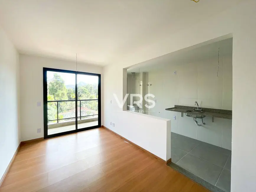 Foto 2 de Apartamento com 2 quartos à venda, 65m2 em Várzea, Teresopolis - RJ