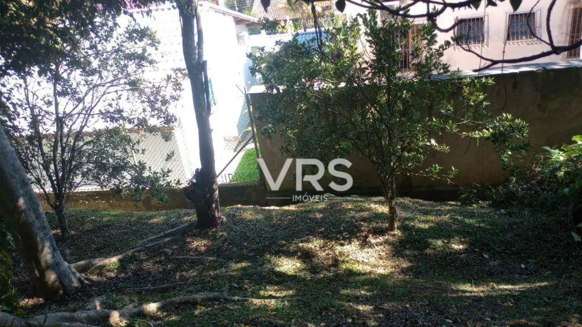 Foto 3 de Terreno / Lote à venda, 360m2 em Tijuca, Teresopolis - RJ