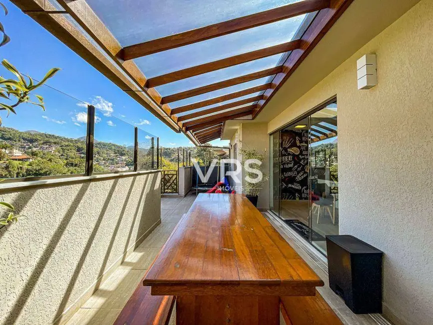 Cobertura com 3 quartos à venda, 144m2 em Cascata Guarani, Teresopolis - RJ - imagem 1 Foto 1 de Cobertura com 3 quartos à venda, 144m2 em Cascata Guarani, Teresopolis - RJ