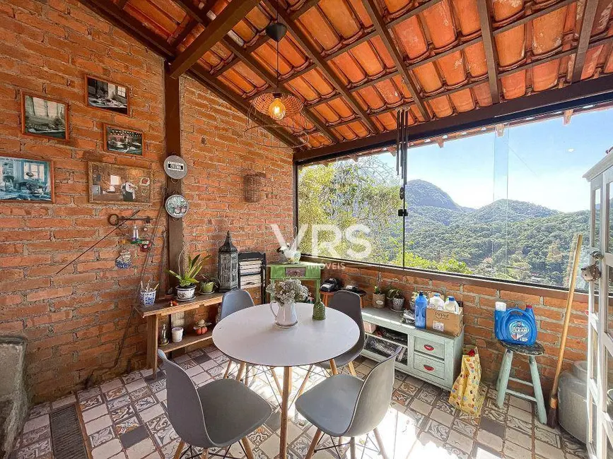 Casa de Condomínio com 3 quartos à venda, 444m2 em Albuquerque, Teresopolis - RJ - imagem 4 Foto 4 de Casa de Condomínio com 3 quartos à venda, 444m2 em Albuquerque, Teresopolis - RJ