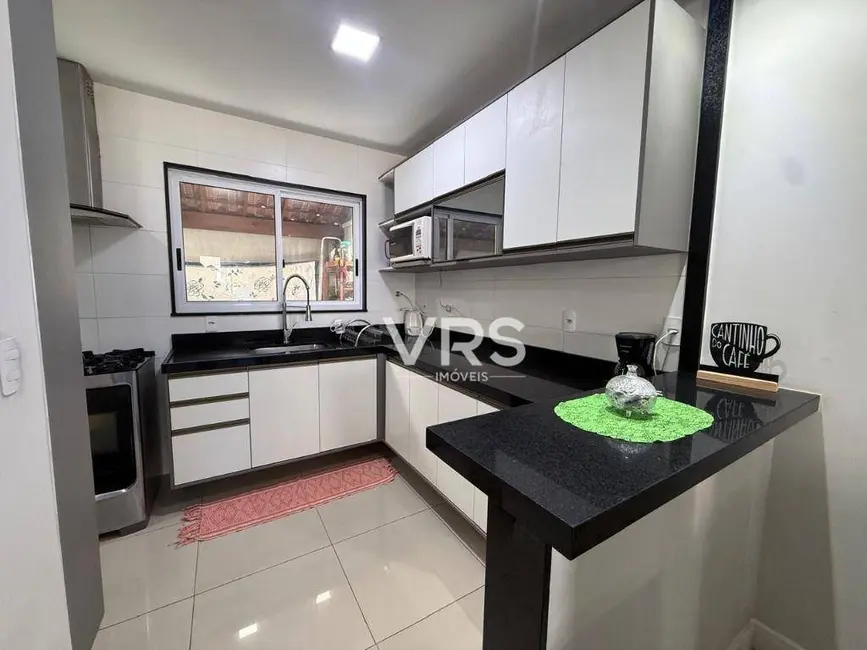 Foto 6 de Casa de Condomínio com 3 quartos à venda, 1590m2 em Granja Guarani, Teresopolis - RJ