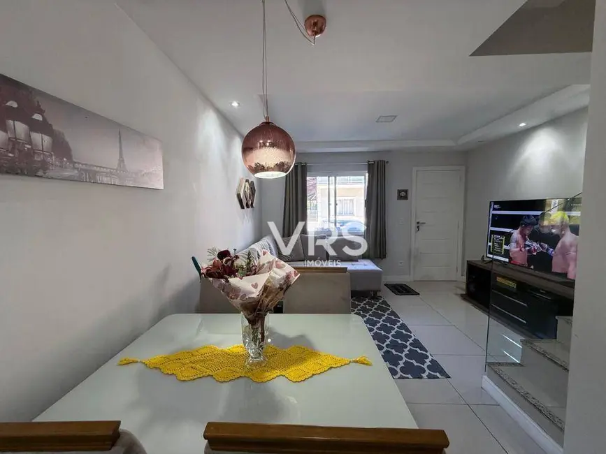 Foto 4 de Casa de Condomínio com 3 quartos à venda, 1590m2 em Granja Guarani, Teresopolis - RJ