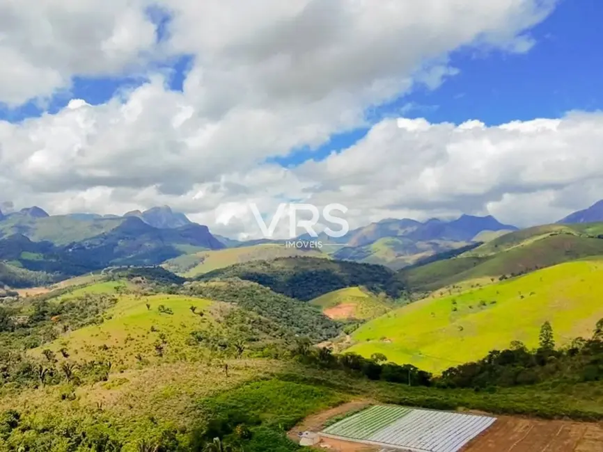 Foto 2 de Terreno / Lote à venda, 378m2 em Sebastiana, Teresopolis - RJ