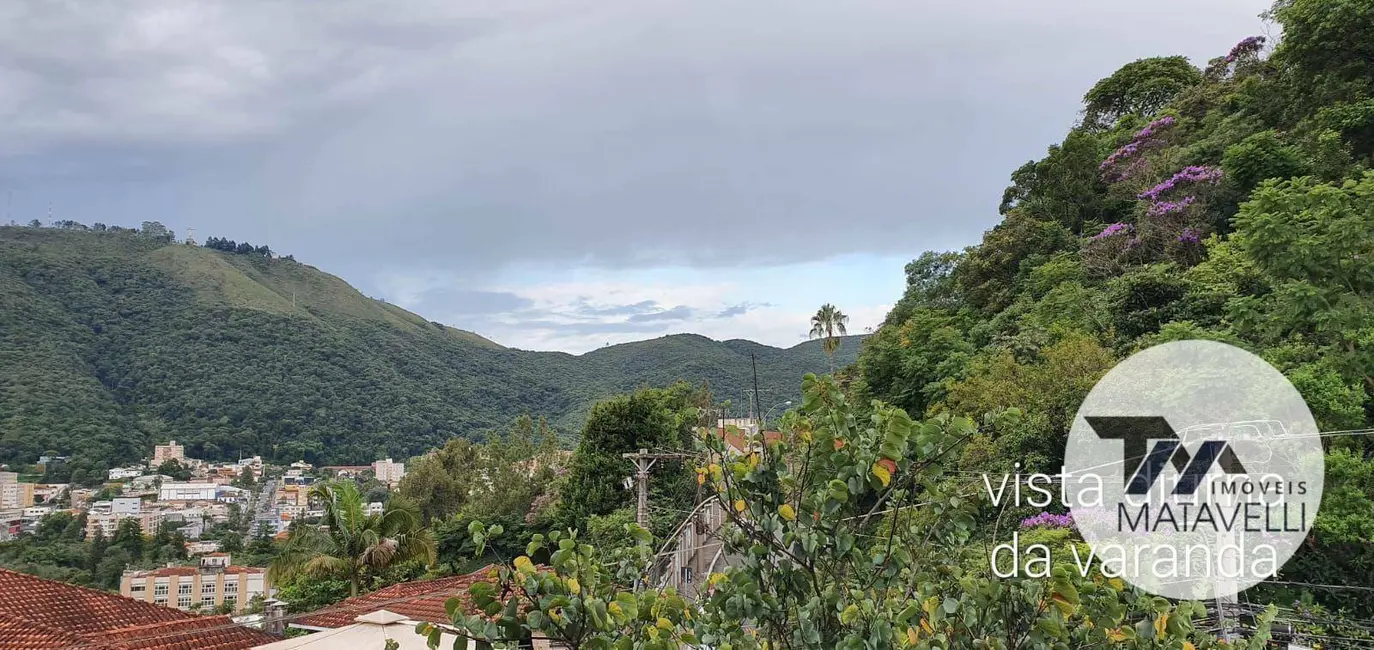 Casa com 3 quartos à venda, 491m2 em Da Saúde, Pocos De Caldas - MG - imagem 4 Foto 4 de Casa com 3 quartos à venda, 491m2 em Da Saúde, Pocos De Caldas - MG