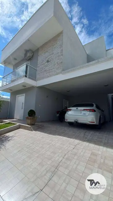 Foto 2 de Casa de Condomínio com 3 quartos à venda, 300m2 em Chácara dos Cravos, Pocos De Caldas - MG