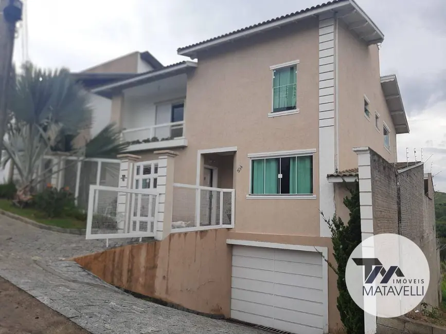 Foto 1 de Casa com 3 quartos à venda, 420m2 em Residencial Morumbí, Pocos De Caldas - MG