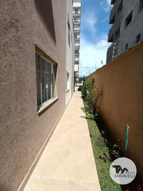 Casa com 4 quartos à venda, 275m2 em Jardim Elvira Dias, Pocos De Caldas - MG - imagem 7 Foto 7 de Casa com 4 quartos à venda, 275m2 em Jardim Elvira Dias, Pocos De Caldas - MG