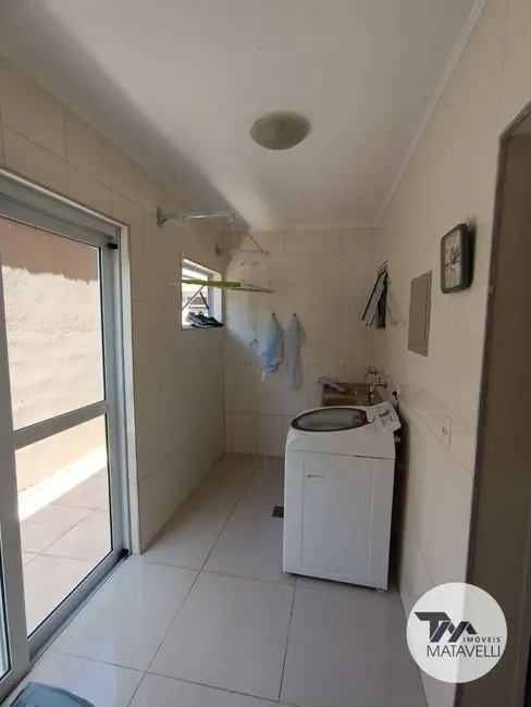 Casa com 4 quartos à venda, 275m2 em Jardim Elvira Dias, Pocos De Caldas - MG - imagem 9 Foto 9 de Casa com 4 quartos à venda, 275m2 em Jardim Elvira Dias, Pocos De Caldas - MG