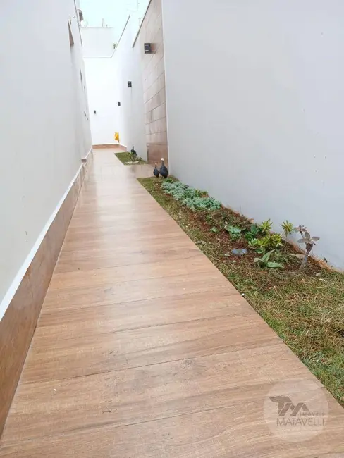 Foto 5 de Casa com 2 quartos à venda, 250m2 em Pocos De Caldas - MG