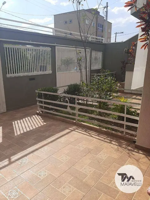 Casa com 4 quartos à venda, 275m2 em Residencial São Bernardo, Pocos De Caldas - MG - imagem 3 Foto 3 de Casa com 4 quartos à venda, 275m2 em Residencial São Bernardo, Pocos De Caldas - MG