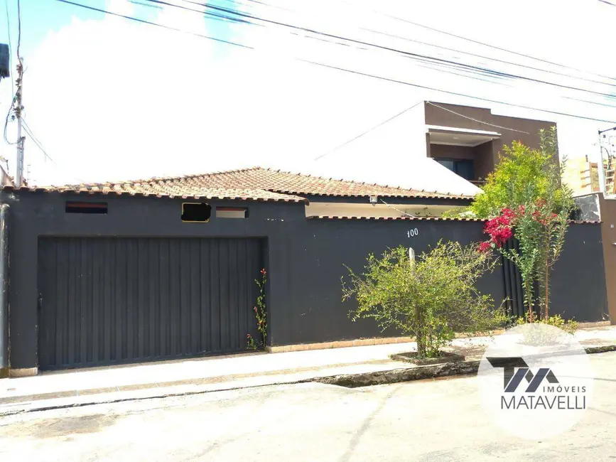 Foto 1 de Casa com 6 quartos à venda, 300m2 em Jardim do Ginásio, Pocos De Caldas - MG