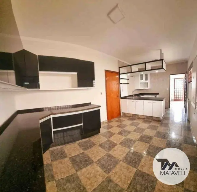 Casa com 3 quartos à venda, 250m2 em Jardim das Hortênsias, Pocos De Caldas - MG - imagem 5 Foto 5 de Casa com 3 quartos à venda, 250m2 em Jardim das Hortênsias, Pocos De Caldas - MG