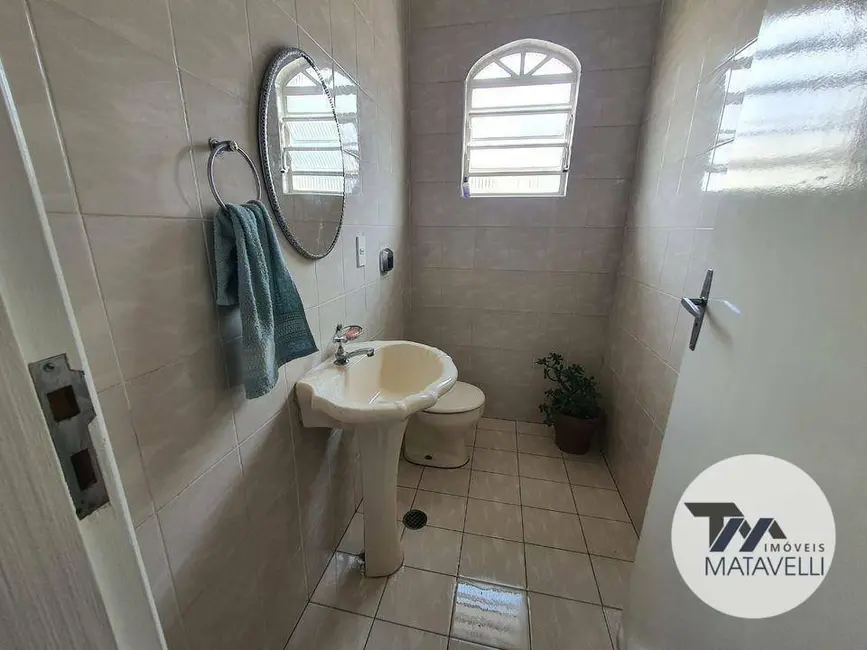 Casa com 5 quartos à venda, 300m2 em Parque Primavera, Pocos De Caldas - MG - imagem 3 Foto 3 de Casa com 5 quartos à venda, 300m2 em Parque Primavera, Pocos De Caldas - MG