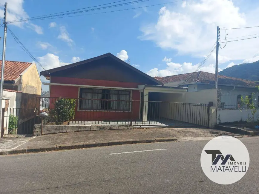 Casa com 3 quartos à venda, 300m2 em Jardim dos Estados, Pocos De Caldas - MG - imagem 4 Foto 4 de Casa com 3 quartos à venda, 300m2 em Jardim dos Estados, Pocos De Caldas - MG