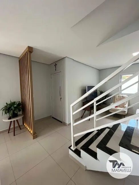 Casa com 3 quartos à venda, 141m2 em Jardim Vitória IV, Pocos De Caldas - MG - imagem 6 Foto 6 de Casa com 3 quartos à venda, 141m2 em Jardim Vitória IV, Pocos De Caldas - MG