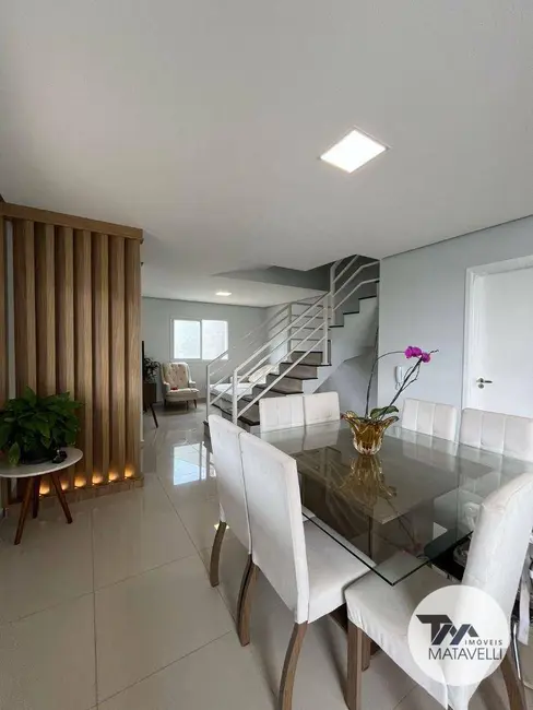 Casa com 3 quartos à venda, 141m2 em Jardim Vitória IV, Pocos De Caldas - MG - imagem 4 Foto 4 de Casa com 3 quartos à venda, 141m2 em Jardim Vitória IV, Pocos De Caldas - MG