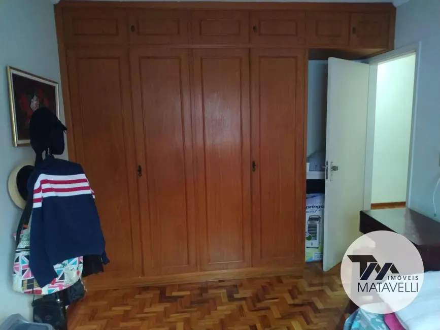 Foto 2 de Casa com 3 quartos à venda, 231m2 em São Benedito, Pocos De Caldas - MG