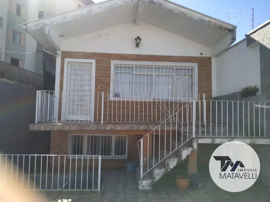 Foto 1 de Casa com 3 quartos à venda, 231m2 em São Benedito, Pocos De Caldas - MG