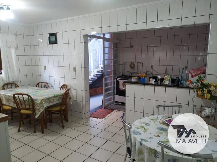 Casa com 3 quartos à venda, 231m2 em São Benedito, Pocos De Caldas - MG - imagem 8 Foto 8 de Casa com 3 quartos à venda, 231m2 em São Benedito, Pocos De Caldas - MG