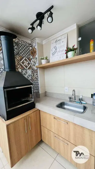 Casa com 3 quartos à venda, 150m2 em Jardim Vitória, Pocos De Caldas - MG - imagem 4 Foto 4 de Casa com 3 quartos à venda, 150m2 em Jardim Vitória, Pocos De Caldas - MG