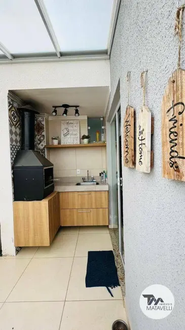 Casa com 3 quartos à venda, 150m2 em Jardim Vitória, Pocos De Caldas - MG - imagem 5 Foto 5 de Casa com 3 quartos à venda, 150m2 em Jardim Vitória, Pocos De Caldas - MG