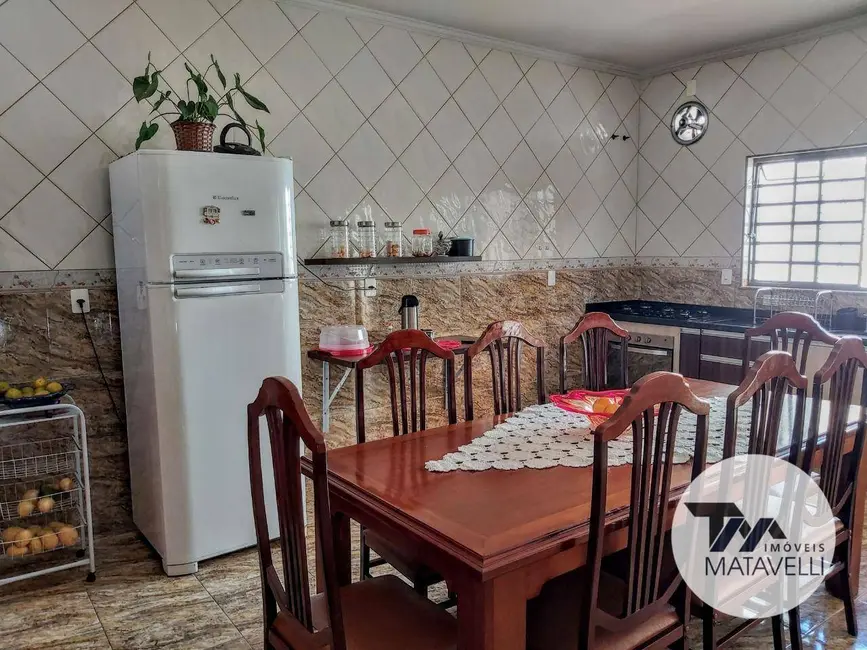 Casa com 3 quartos à venda, 218m2 em Jardim Philadélphia, Pocos De Caldas - MG - imagem 9 Foto 9 de Casa com 3 quartos à venda, 218m2 em Jardim Philadélphia, Pocos De Caldas - MG