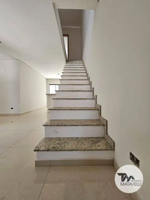 Casa com 3 quartos à venda, 160m2 em Jardim das Acácias, Pocos De Caldas - MG - imagem 6 Foto 6 de Casa com 3 quartos à venda, 160m2 em Jardim das Acácias, Pocos De Caldas - MG