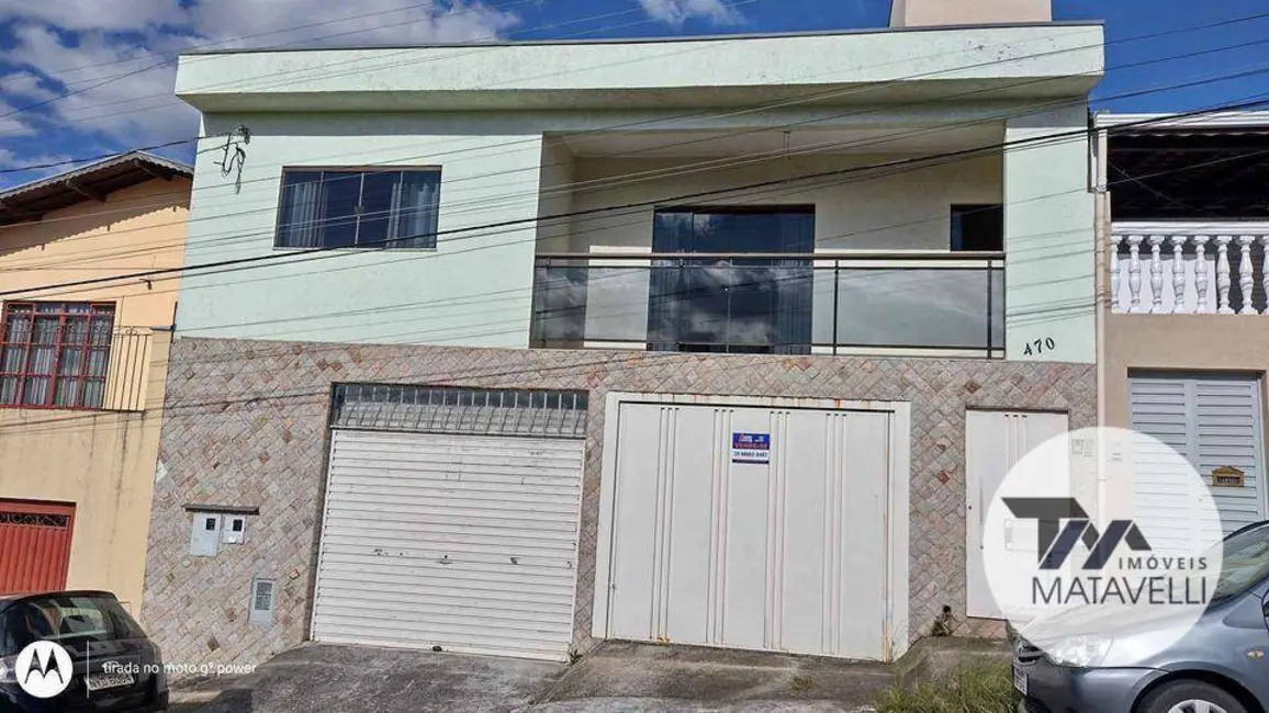 Foto 1 de Casa com 3 quartos à venda, 220m2 em Jardim Ipê, Pocos De Caldas - MG