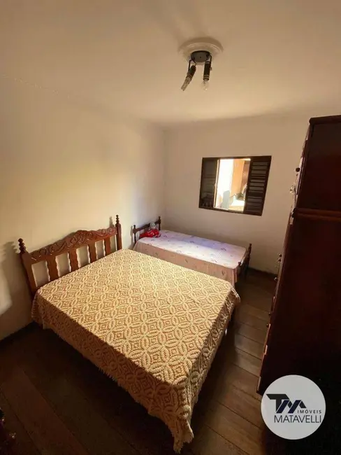 Casa com 3 quartos à venda, 119m2 em Jardim Esperança, Pocos De Caldas - MG - imagem 4 Foto 4 de Casa com 3 quartos à venda, 119m2 em Jardim Esperança, Pocos De Caldas - MG