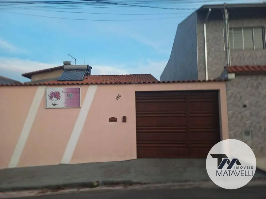 Foto 1 de Casa com 2 quartos à venda, 180m2 em Jardim São Bento, Pocos De Caldas - MG