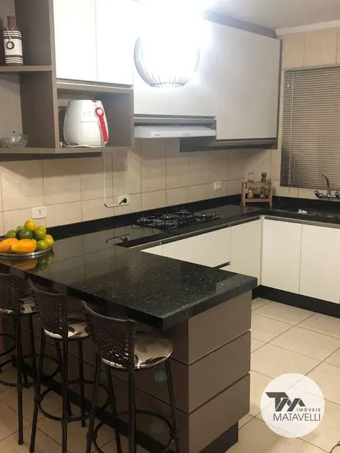 Foto 4 de Casa com 2 quartos à venda, 180m2 em Jardim São Bento, Pocos De Caldas - MG