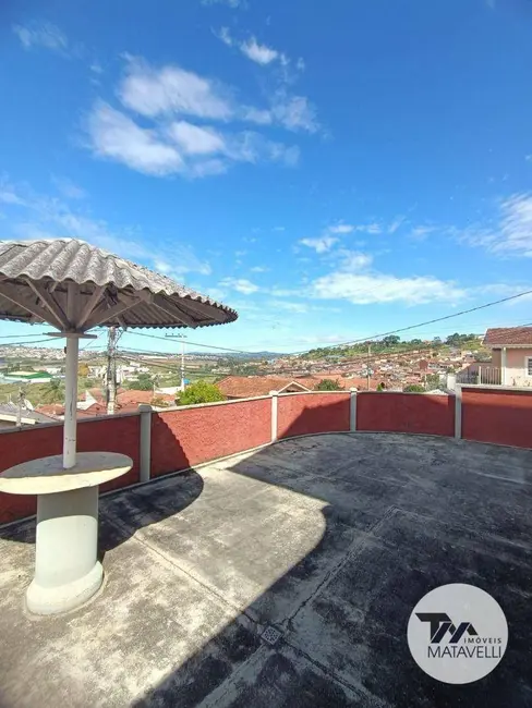 Casa com 4 quartos à venda, 207m2 em Jardim Esperança, Pocos De Caldas - MG - imagem 4 Foto 4 de Casa com 4 quartos à venda, 207m2 em Jardim Esperança, Pocos De Caldas - MG