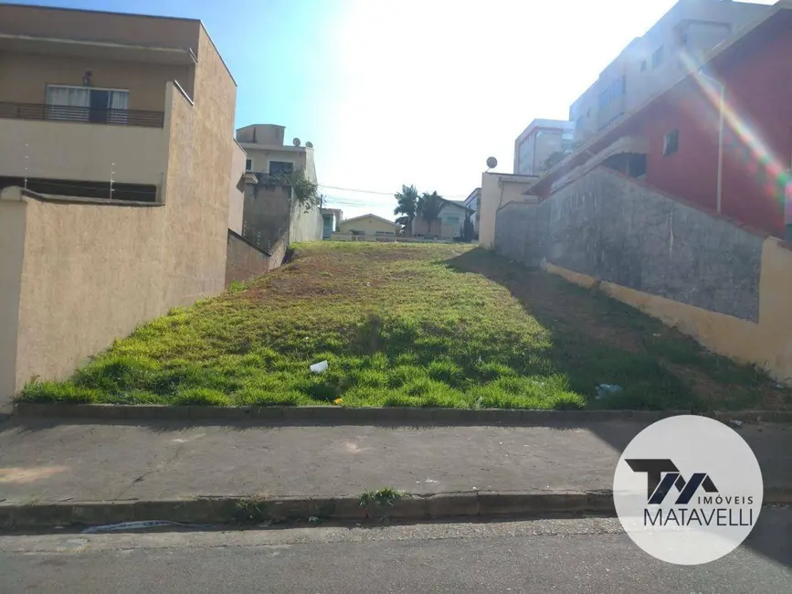 Foto 1 de Terreno / Lote à venda, 275m2 em Vila Togni, Pocos De Caldas - MG