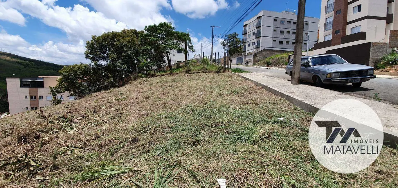 Foto 1 de Terreno / Lote à venda, 420m2 em Jardim Vitória, Pocos De Caldas - MG