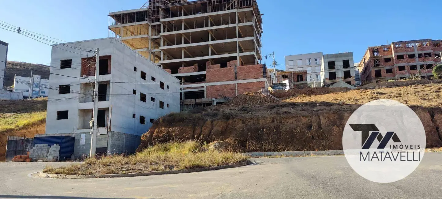 Foto 2 de Terreno / Lote à venda, 300m2 em Pocos De Caldas - MG