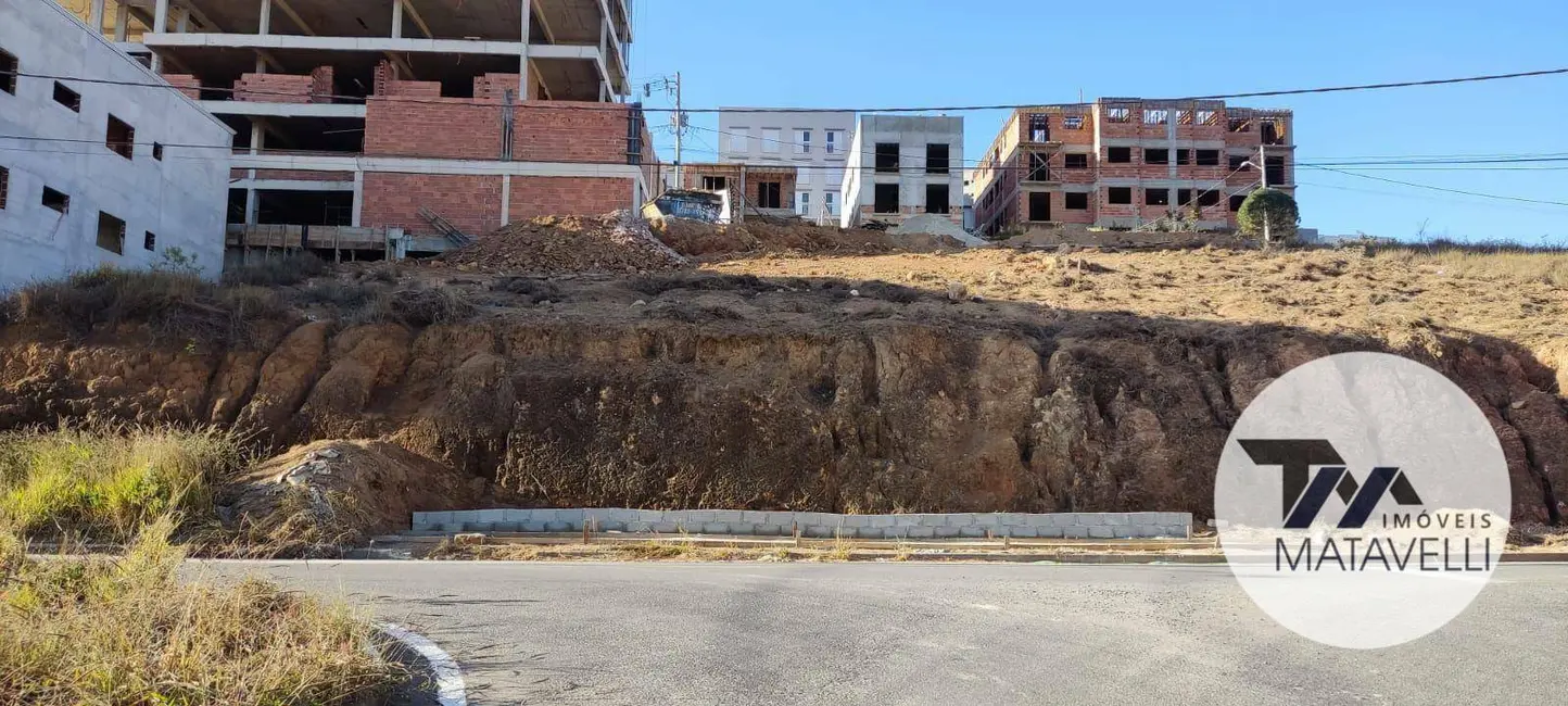 Foto 1 de Terreno / Lote à venda, 300m2 em Pocos De Caldas - MG