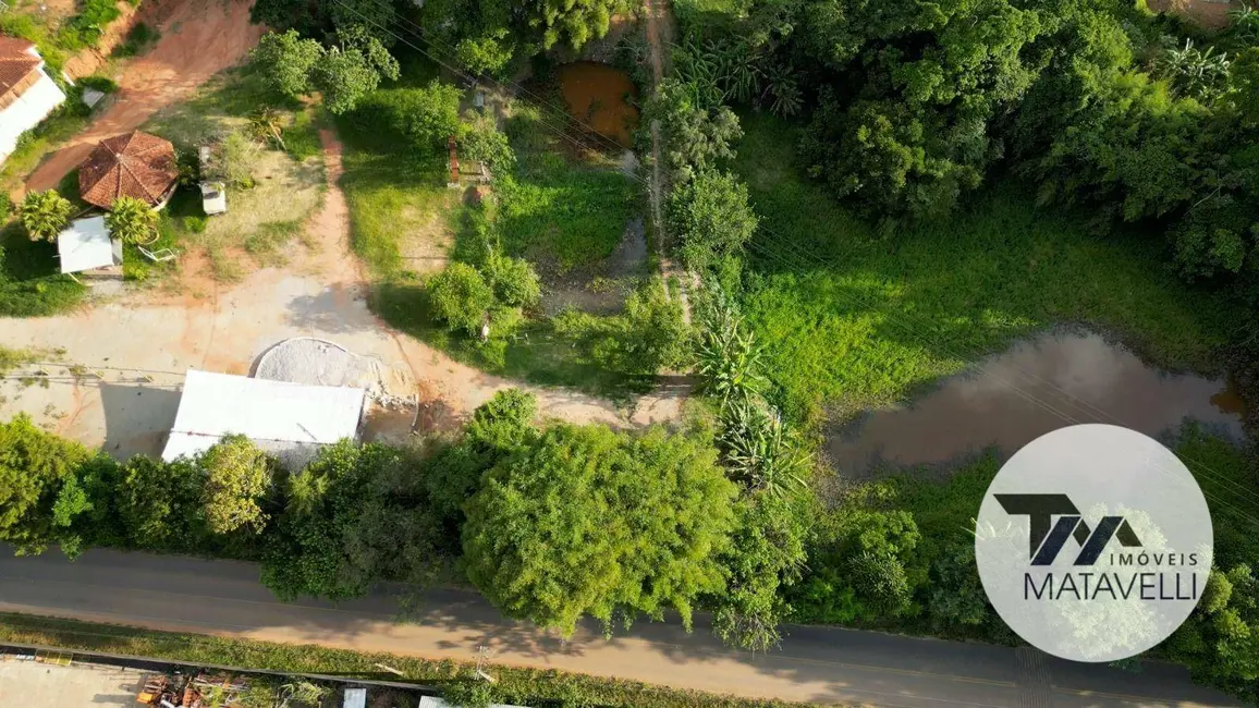 Foto 2 de Chácara com 4 quartos à venda, 300m2 em Centro, Pocos De Caldas - MG