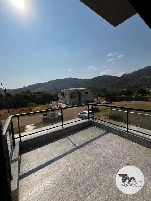 Casa de Condomínio com 3 quartos à venda, 749m2 em Bortolan Norte I, Pocos De Caldas - MG - imagem 4 Foto 4 de Casa de Condomínio com 3 quartos à venda, 749m2 em Bortolan Norte I, Pocos De Caldas - MG