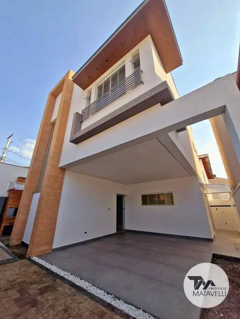 Foto 1 de Casa com 2 quartos à venda, 112m2 em Jardim Amaryllis, Pocos De Caldas - MG