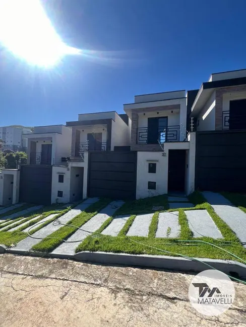 Foto 1 de Casa com 2 quartos à venda, 112m2 em Residencial Morumbí, Pocos De Caldas - MG