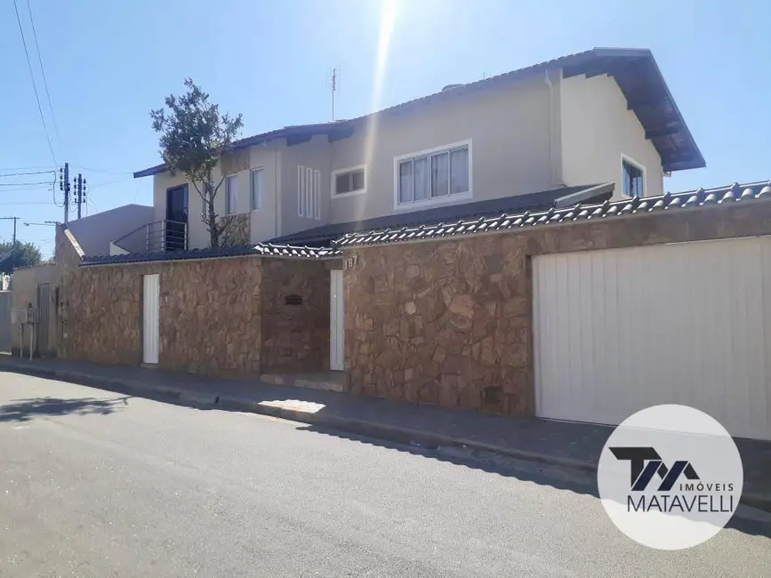 Foto 1 de Casa com 4 quartos à venda, 300m2 em Jardim Santa Rita, Pocos De Caldas - MG