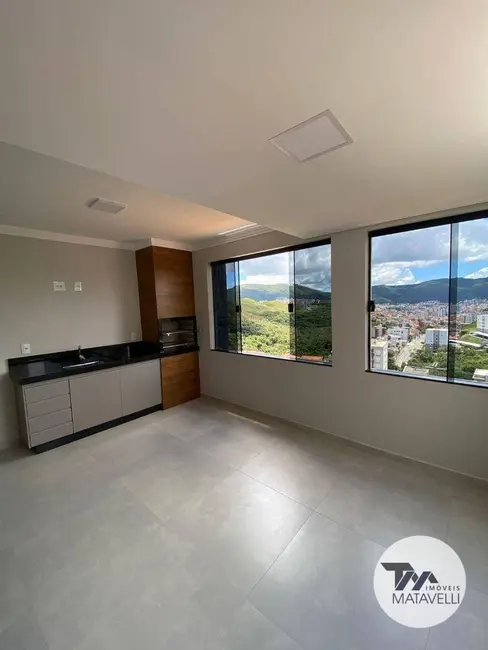 Casa de Condomínio com 3 quartos à venda, 393m2 em Residencial Morumbí, Pocos De Caldas - MG - imagem 6 Foto 6 de Casa de Condomínio com 3 quartos à venda, 393m2 em Residencial Morumbí, Pocos De Caldas - MG