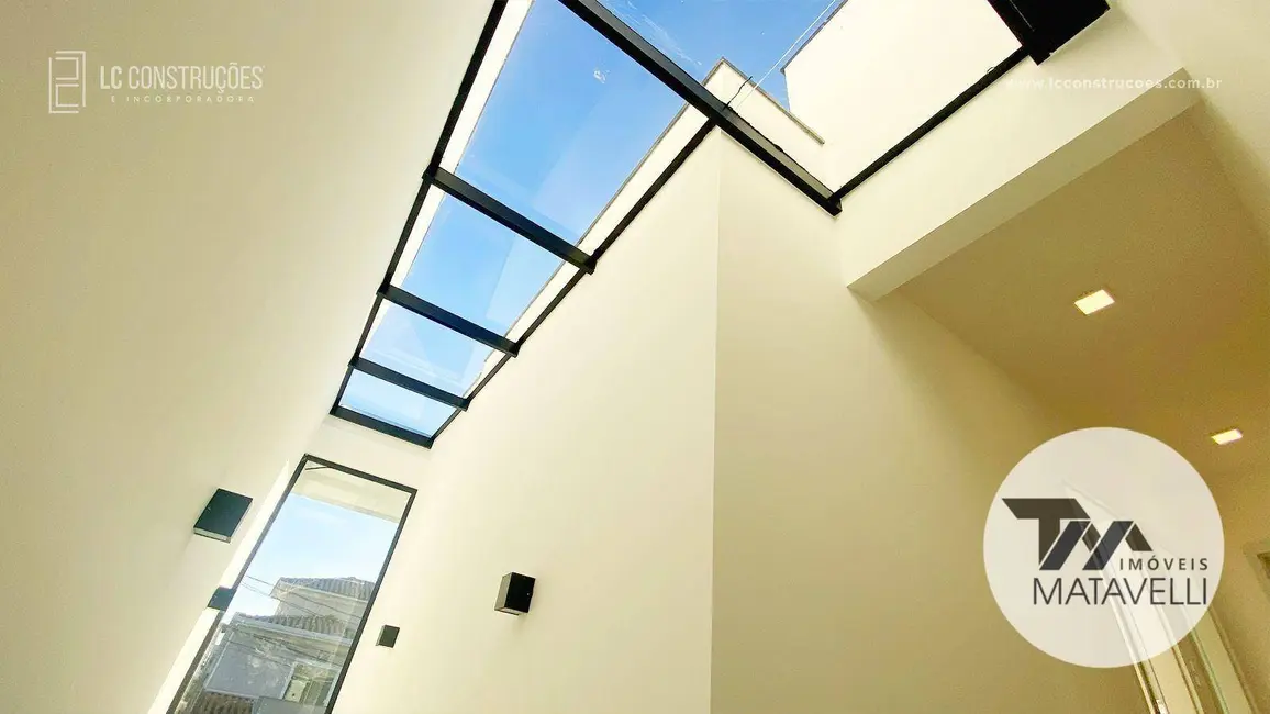 Casa com 3 quartos à venda, 200m2 em Jardim das Acácias, Pocos De Caldas - MG - imagem 2 Foto 2 de Casa com 3 quartos à venda, 200m2 em Jardim das Acácias, Pocos De Caldas - MG