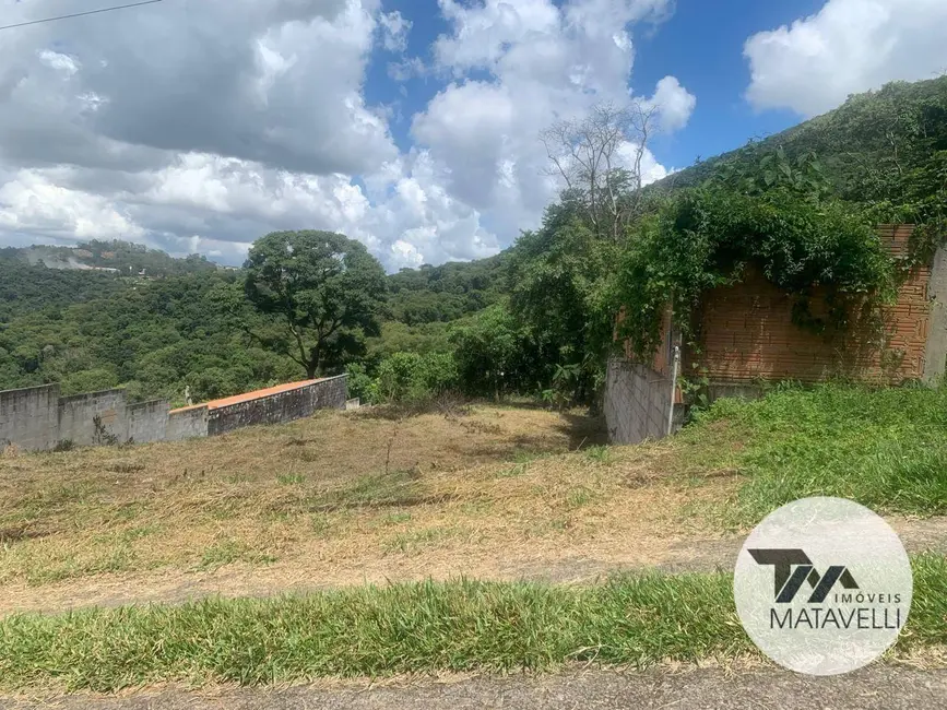 Foto 1 de Terreno / Lote à venda, 730m2 em Caldas - MG