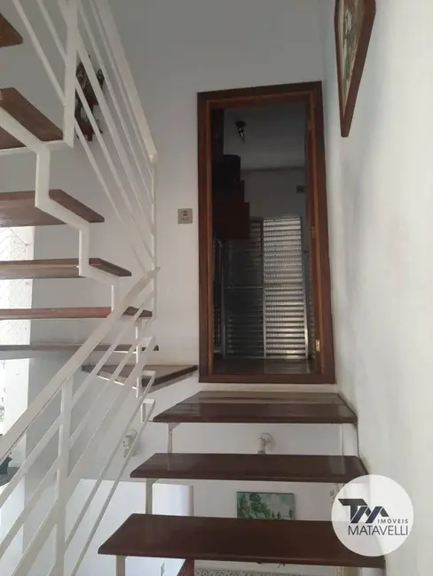 Casa com 4 quartos à venda, 231m2 em Jardim Vitória, Pocos De Caldas - MG - imagem 7 Foto 7 de Casa com 4 quartos à venda, 231m2 em Jardim Vitória, Pocos De Caldas - MG