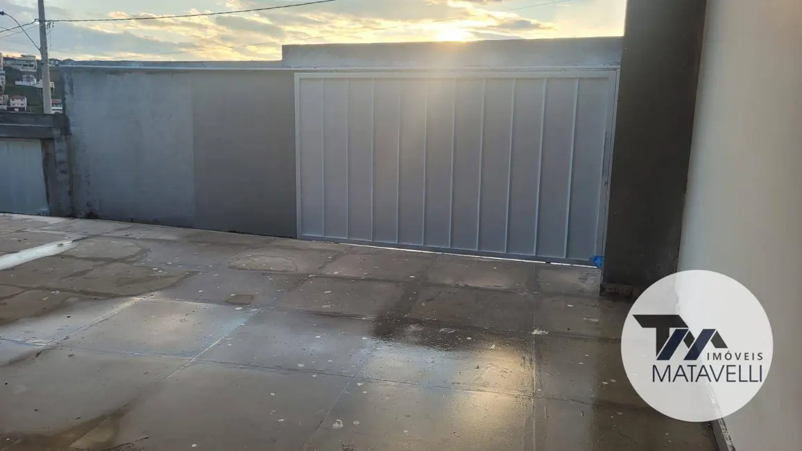 Casa com 3 quartos à venda, 160m2 em Jardim Bandeirantes, Pocos De Caldas - MG - imagem 3 Foto 3 de Casa com 3 quartos à venda, 160m2 em Jardim Bandeirantes, Pocos De Caldas - MG