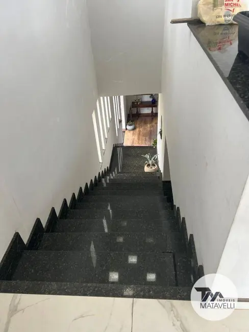 Foto 9 de Casa com 3 quartos à venda, 612m2 em Parque Vivaldi Leite Ribeiro, Pocos De Caldas - MG