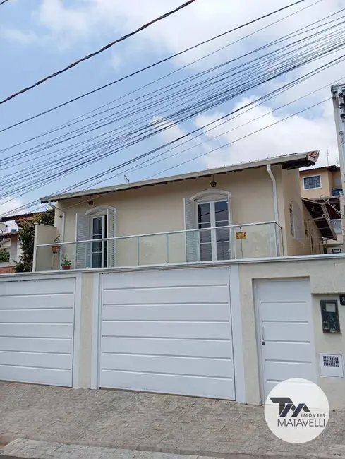 Foto 1 de Casa de Condomínio com 3 quartos à venda, 250m2 em Jardim Centenário, Pocos De Caldas - MG