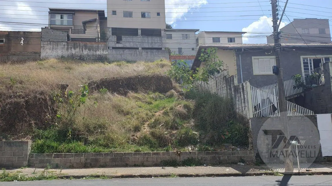 Foto 1 de Terreno / Lote à venda, 307m2 em Jardim Centenário, Pocos De Caldas - MG